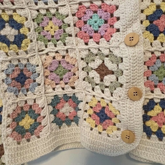 RARE Mango Timeless Granny Square Crochet Crop Cardigan Handmade XS Small MINT - Picture 6 of 8